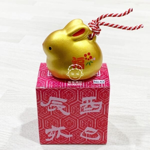 日本製。2023。新年。招福。開運。干支。生肖。緣起物。擺飾。卯。兔。兔年。金兔。金土鈴