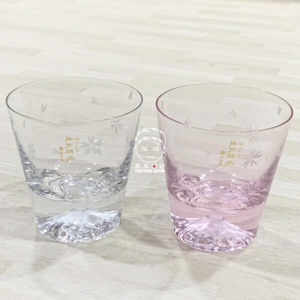 日本製。田島硝子。富士山。日本酒。威士忌杯。冷酒杯。酒杯。玻璃杯（270ml，含木盒，櫻花共兩款）