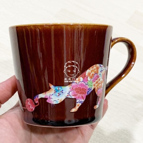 日本製。丸モ高木陶器。溫感。變色。黑貓。貓咪。坐姿。馬克杯（300cc，共三款，溫感杯蓋另售）：圖片 7