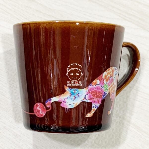 日本製。丸モ高木陶器。溫感。變色。黑貓。貓咪。坐姿。馬克杯（300cc，共三款，溫感杯蓋另售）：圖片 27